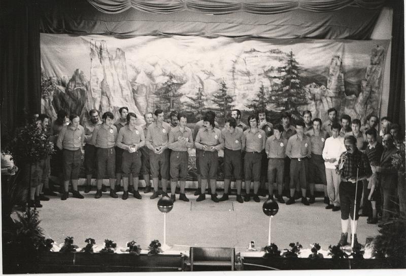 1976 presentazione 1 disco.jpg - Fondo 1976: Presentazione del primo disco